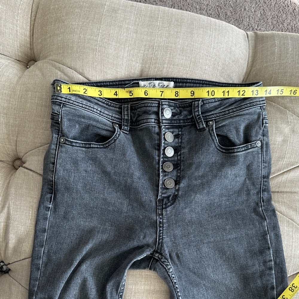 We The Free Dark Gray Jeans - Picture 5 of 7